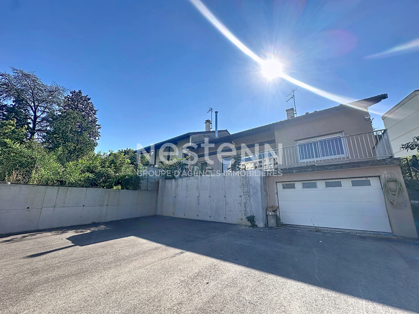 Maison 8 pièces 215 m² · à Bron · 215 m² · 710 000 €
