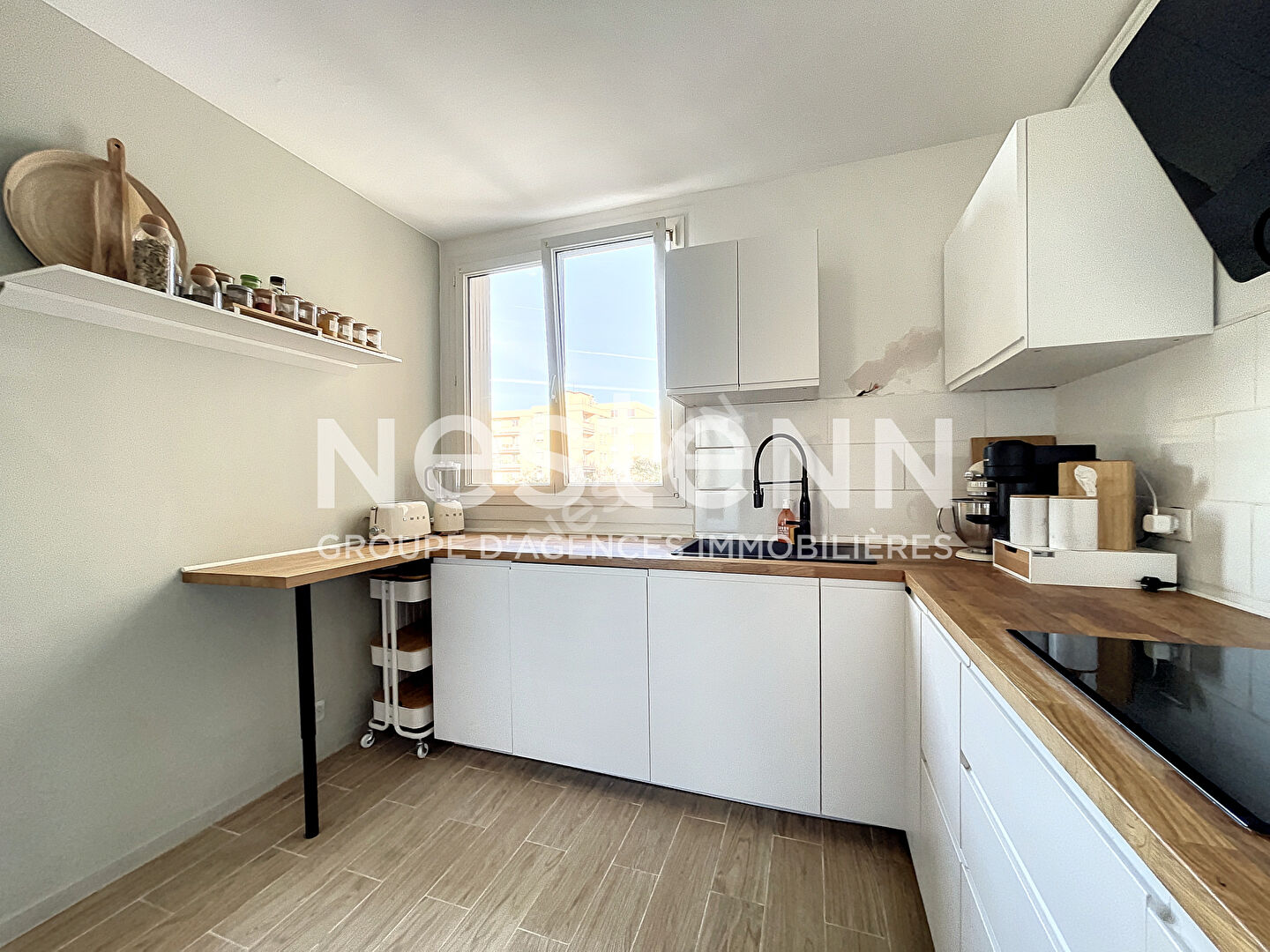 Appartement 4 Pieces Renove Moderne Avec Balcon Cave 69500 Bron