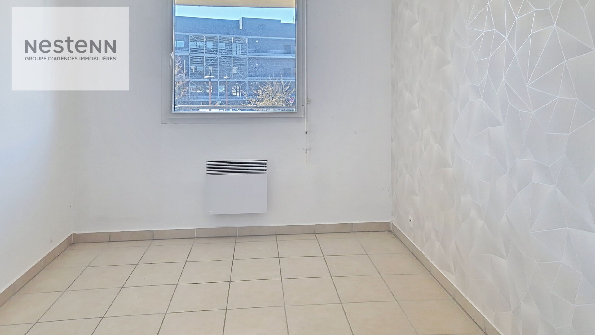Appartement  T3 dans résidence DESCARTES au 2ème étage d'une surface de  67.73 m2, 2 chambres, Ascenseur, Garage