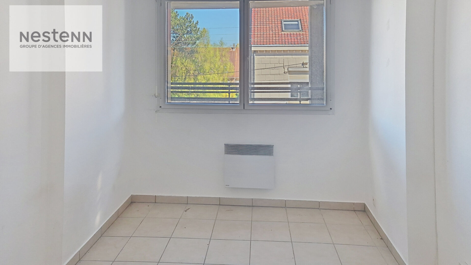 Appartement  T3 dans résidence DESCARTES au 2ème étage d'une surface de  67.73 m2, 2 chambres, Ascenseur, Garage
