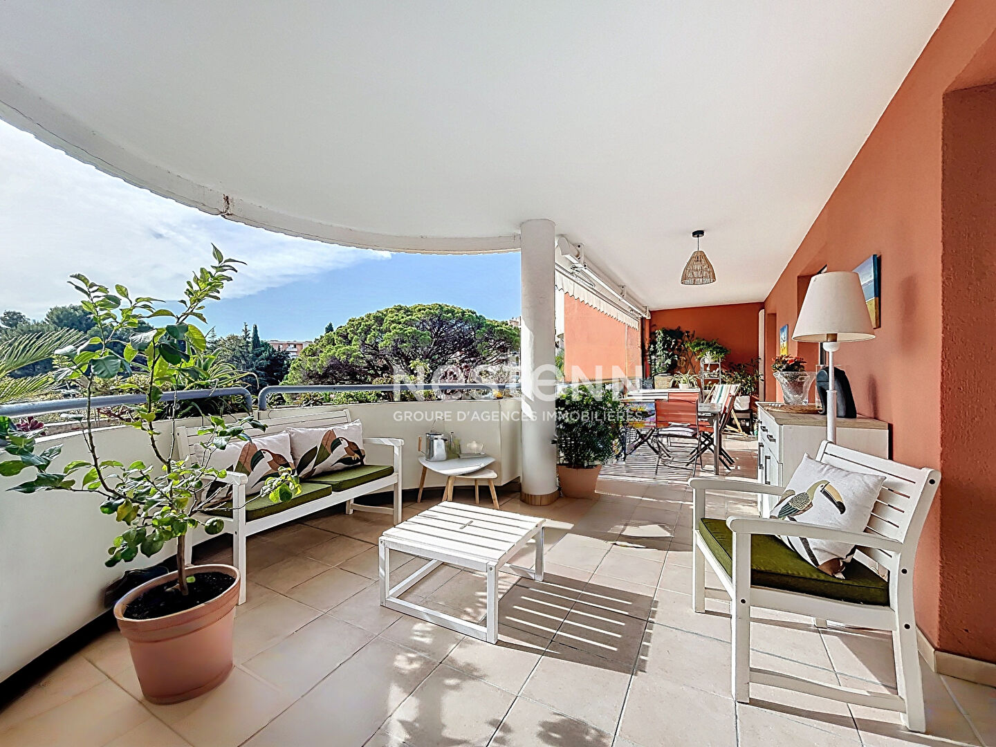 Appartement 3 pièces 96 m² · à Cannes la Bocca · 96 m² · 474 000 €