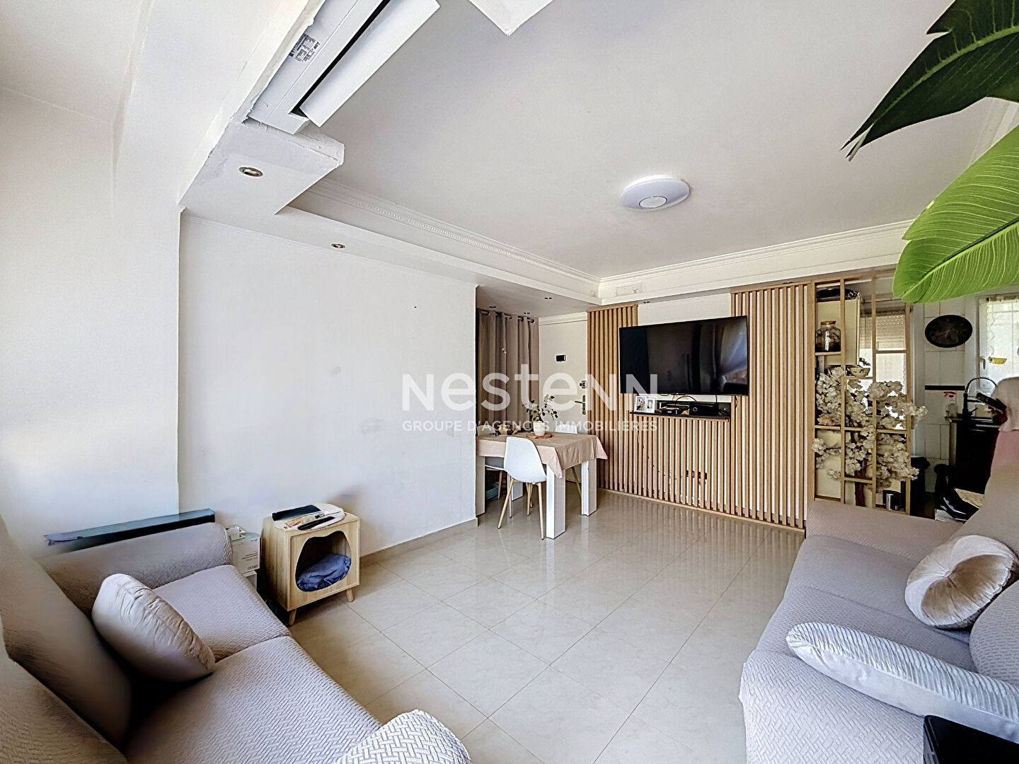 Appartement 4 pièces 64 m² · à Cannes la Bocca · 64 m² · 239 000 €