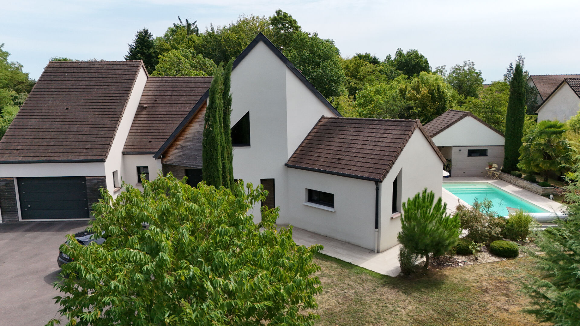 DRACY-LE-FORT ? MAISON D'ARCHITECTE AVEC PISCINE, COMBLES AMÉNAGEABLES & TERRAIN DE 2 500 m²