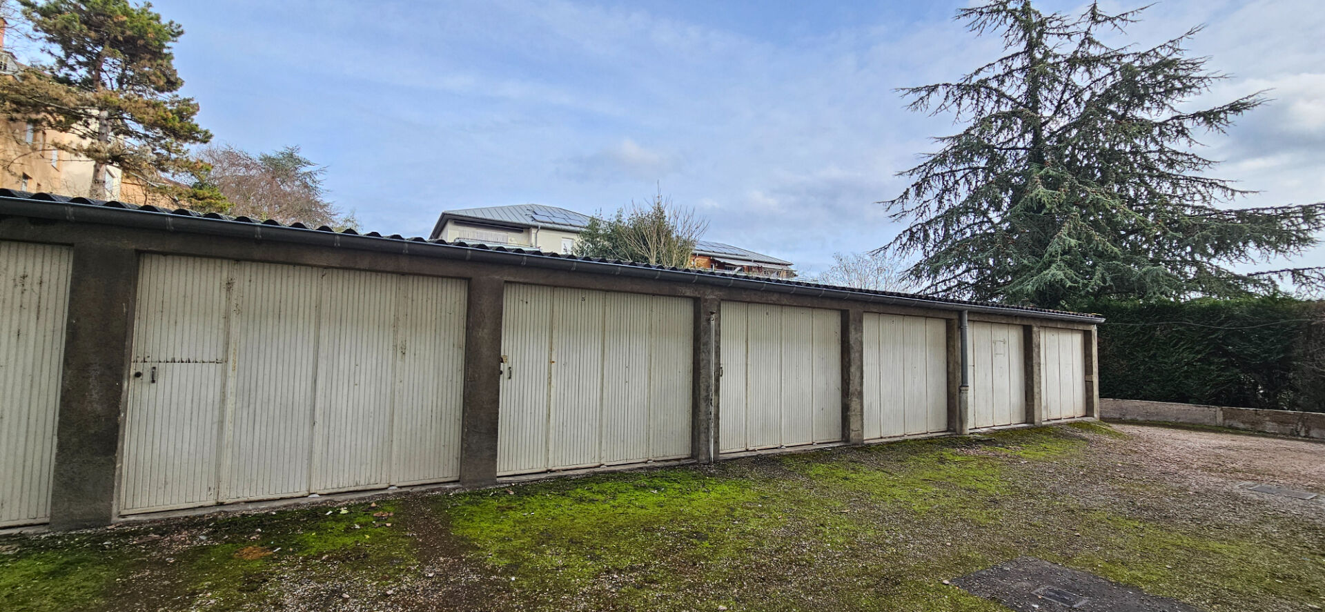 Un garage, quartier Saint Jean des Vignes à Chalon sur Saône · à Chalon sur Saone · 12 500 €
