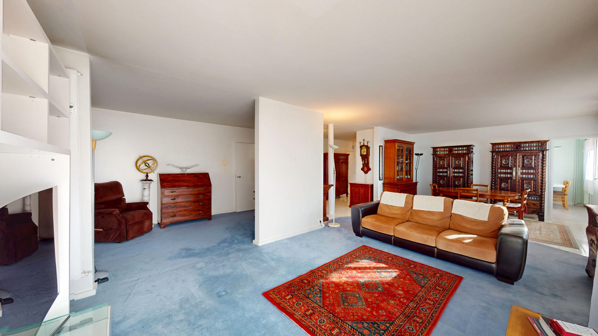 CHATENAY-MALABRY - PLEIN CENTRE-VILLE - APPARTEMENT 5 PIECES 103.51M2 AVEC BALCON + PARKING + CAVE