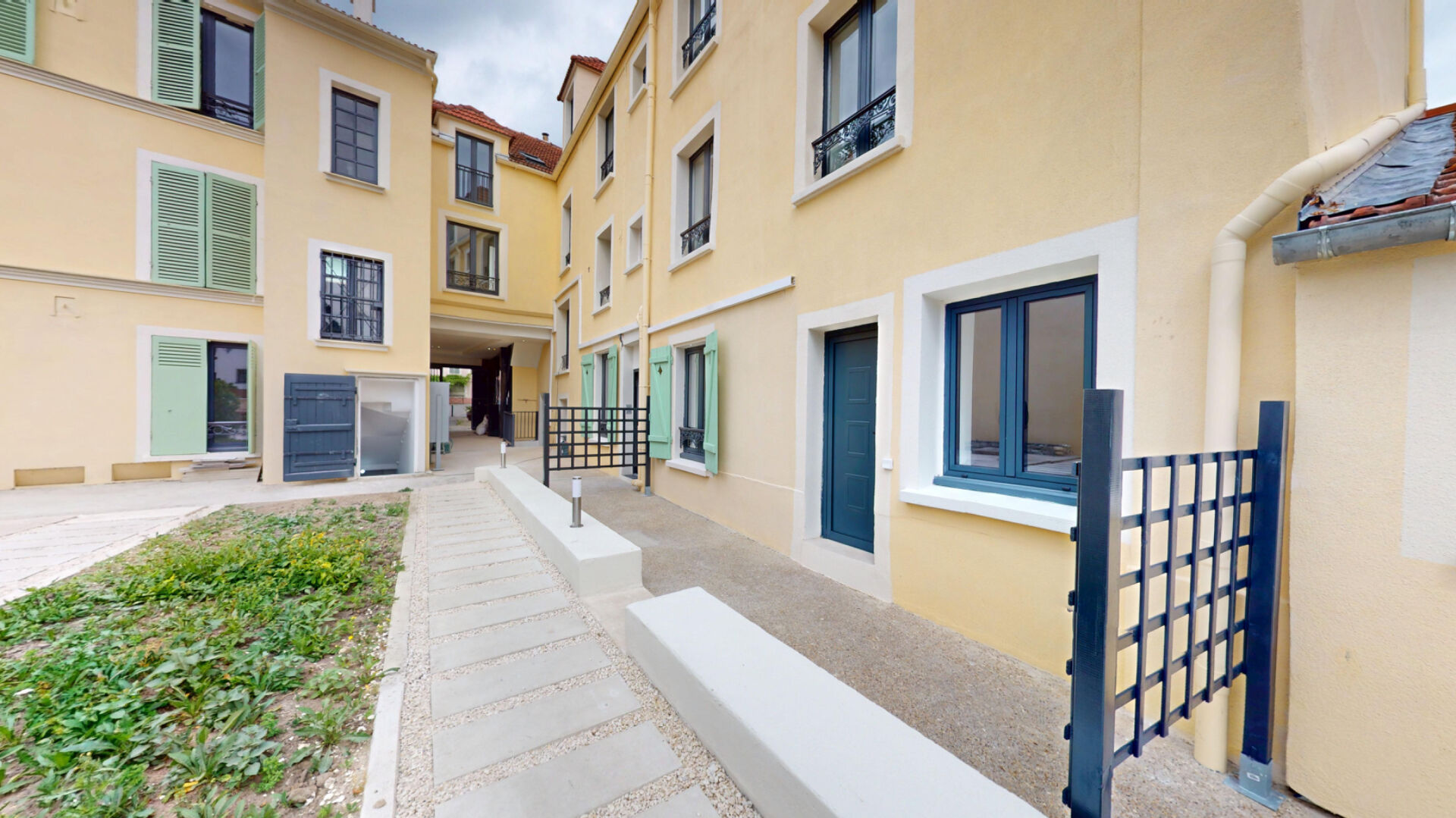 Local commercial 1 pièce 28 m² · à Chatenay Malabry · 28 m² · 99 000 €