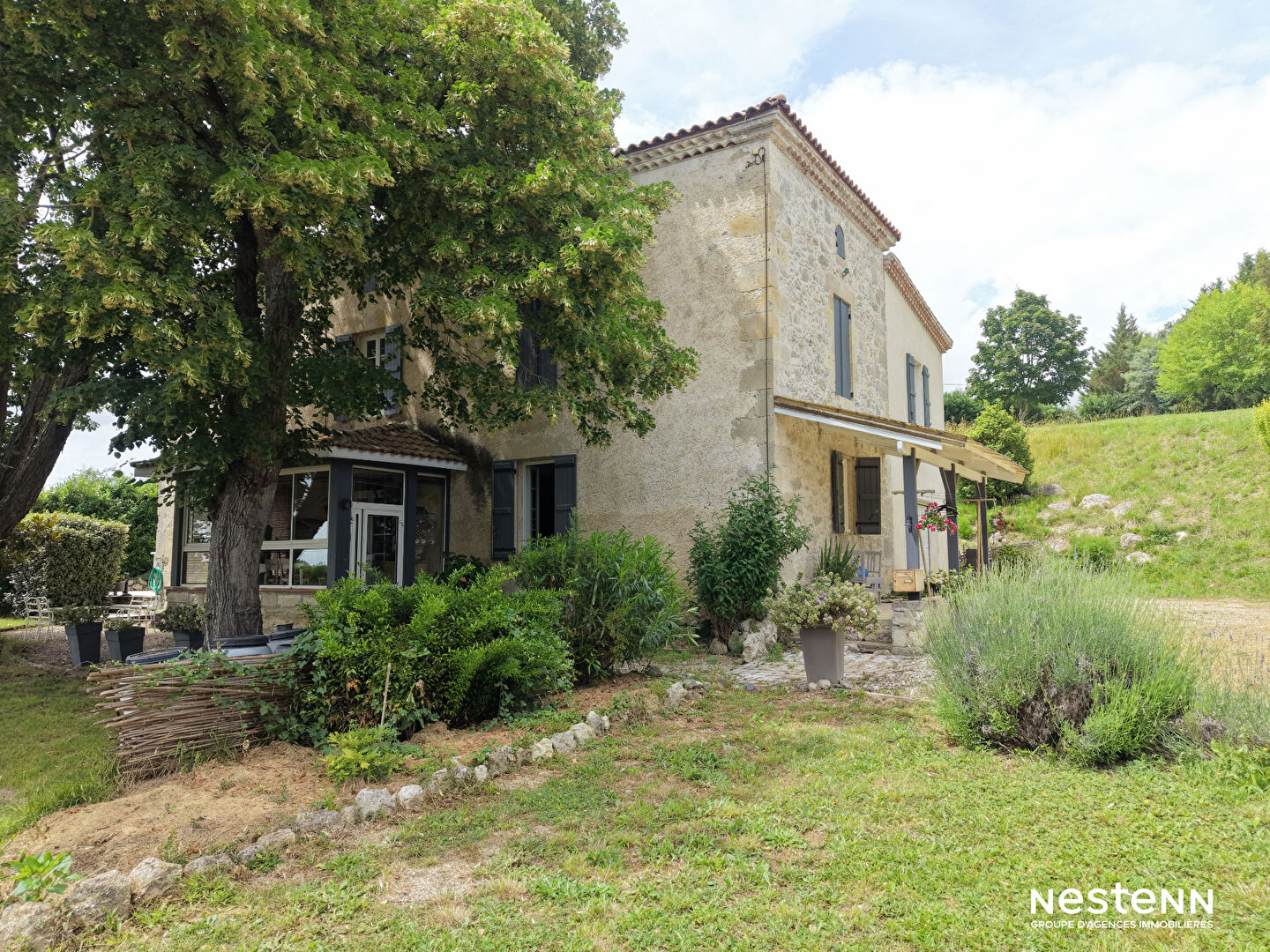 Maison 5 pièces 205 m² · à Gazaupouy · 205 m² · 349 000 €
