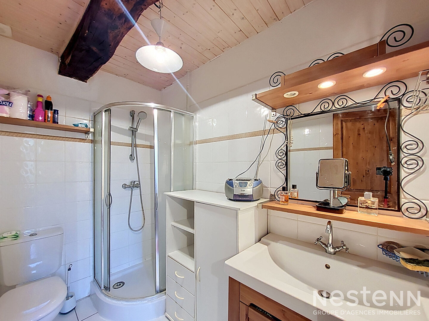 A Vendre Maison de ville en pierre de 136 m² avec jardin au coeur de Gondrin