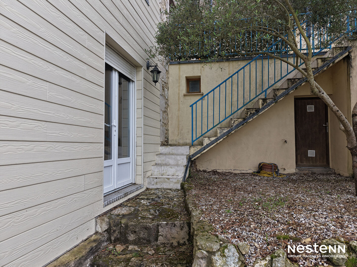 A Vendre Maison de ville en pierre de 136 m² avec jardin au coeur de Gondrin