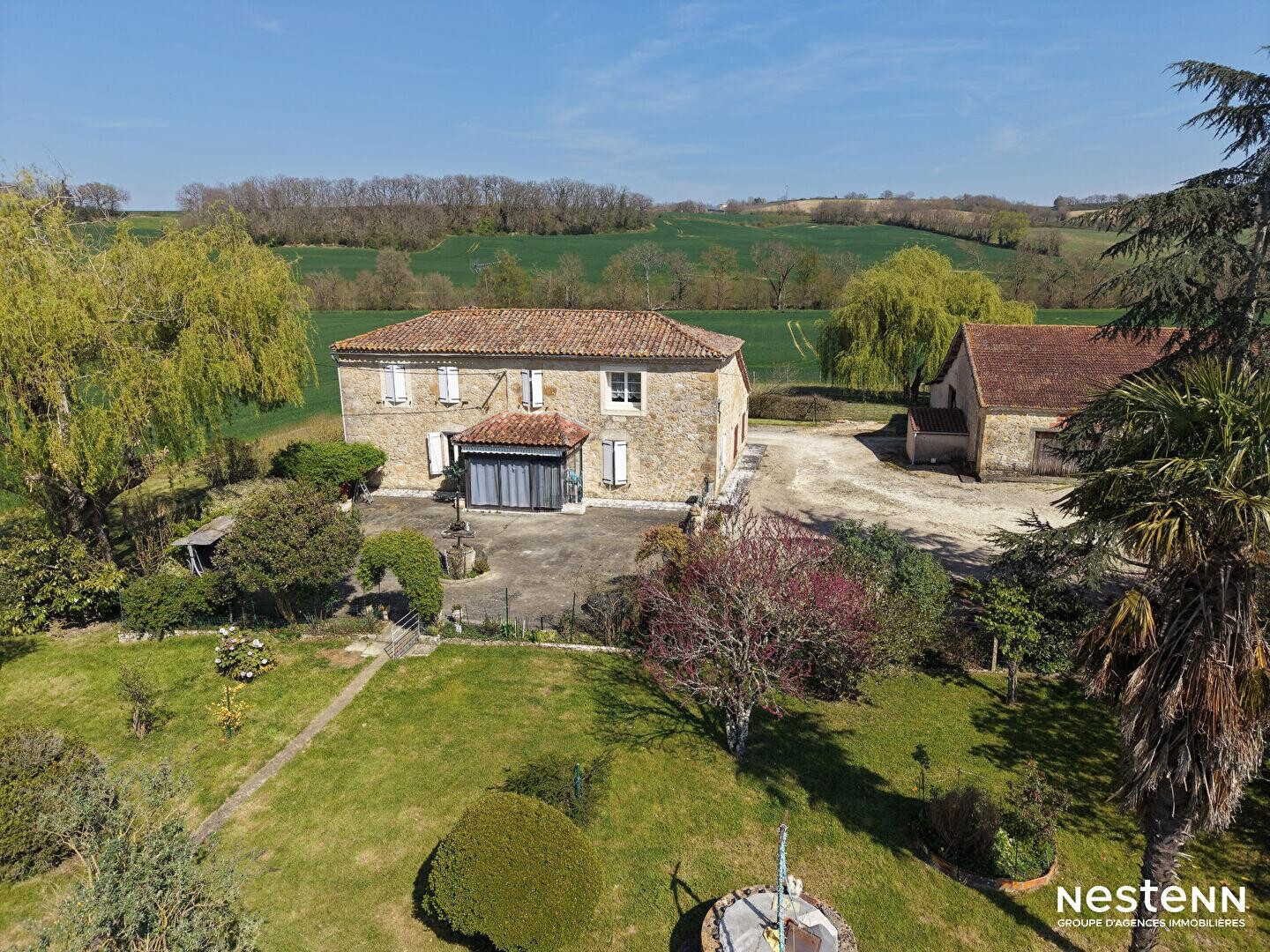 Maison 7 pièces 169 m² · à Saint Orens Pouy Petit · 169 m² · 310 000 €