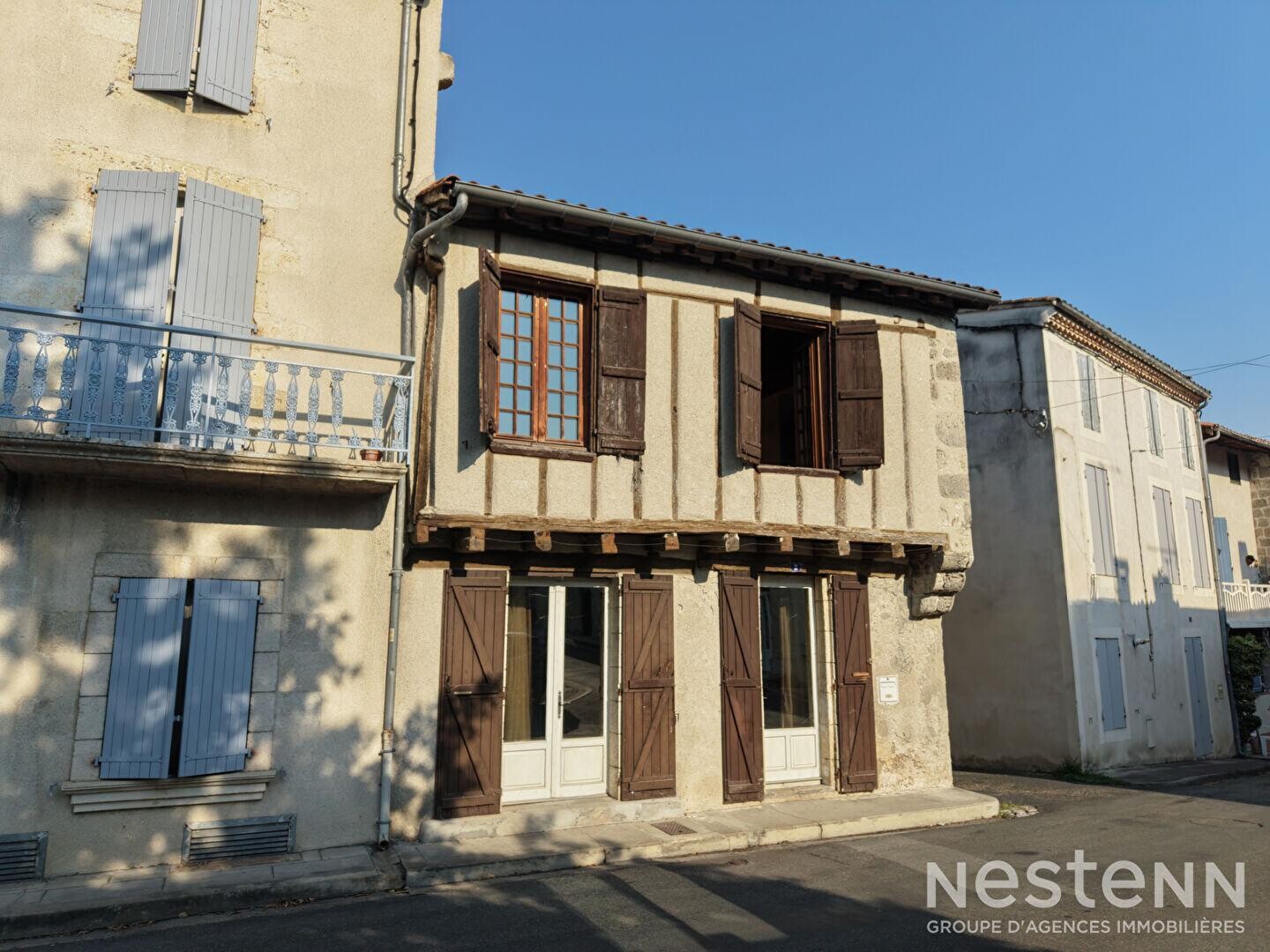 Maison 3 pièces 85 m² · à Mezin · 85 m² · 75 000 €