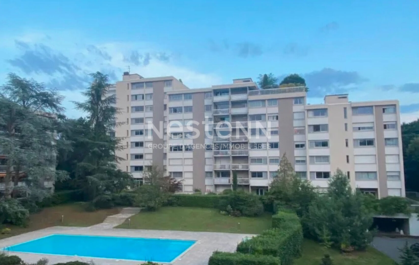 Appartement Lyon 5  de 72 m2  dans parc avec piscine