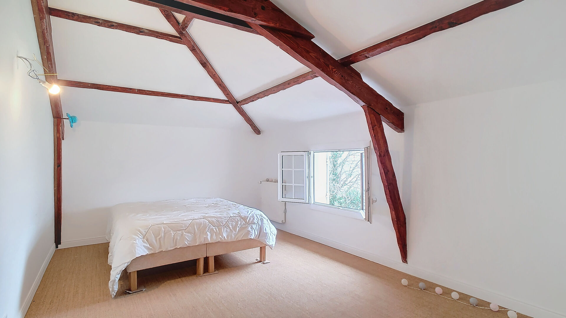 A vendre Maison partiellement rénovée à Sérignac-sur-garonne 3 chambres, 275m²