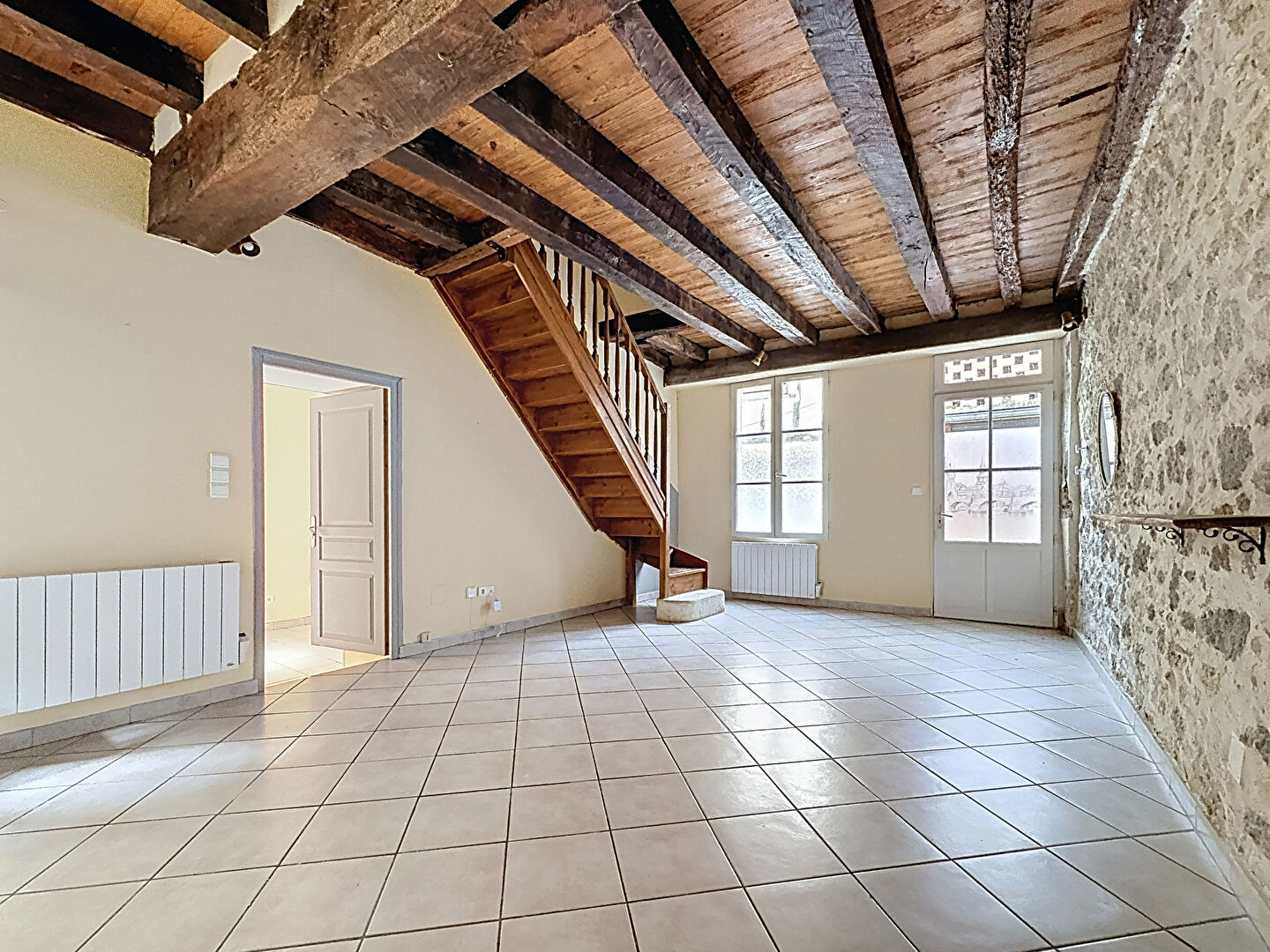 Maison 2 chambres à louer à Mézin - Proche écoles et commerces