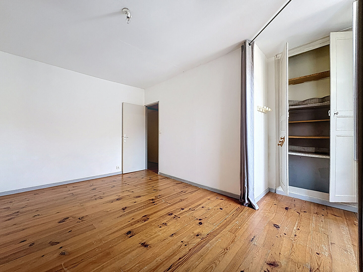 Maison 2 chambres à louer à Mézin - Proche écoles et commerces