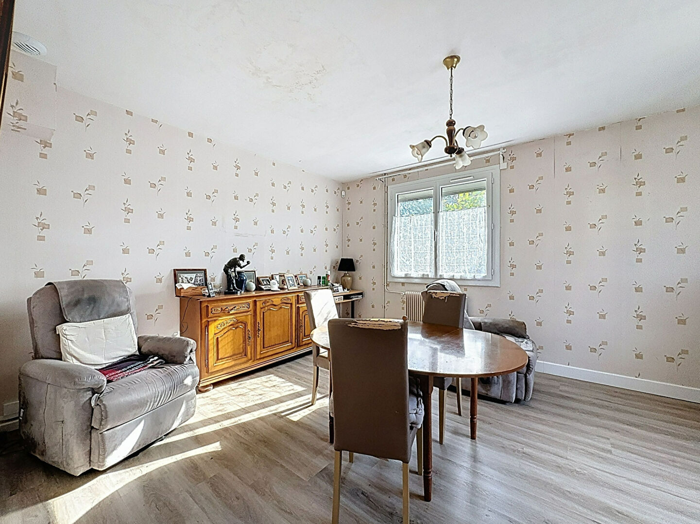 Maison à vendre à Lavardac  111 m2 - 3 chambres, jardin de 938 m² et garage