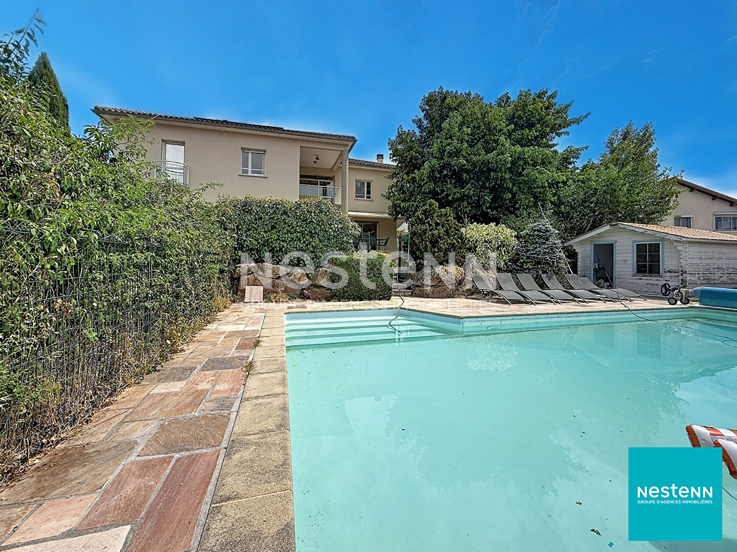 Maison 7 pièces 207 m² · à Pinay · 207 m² · 370 000 €