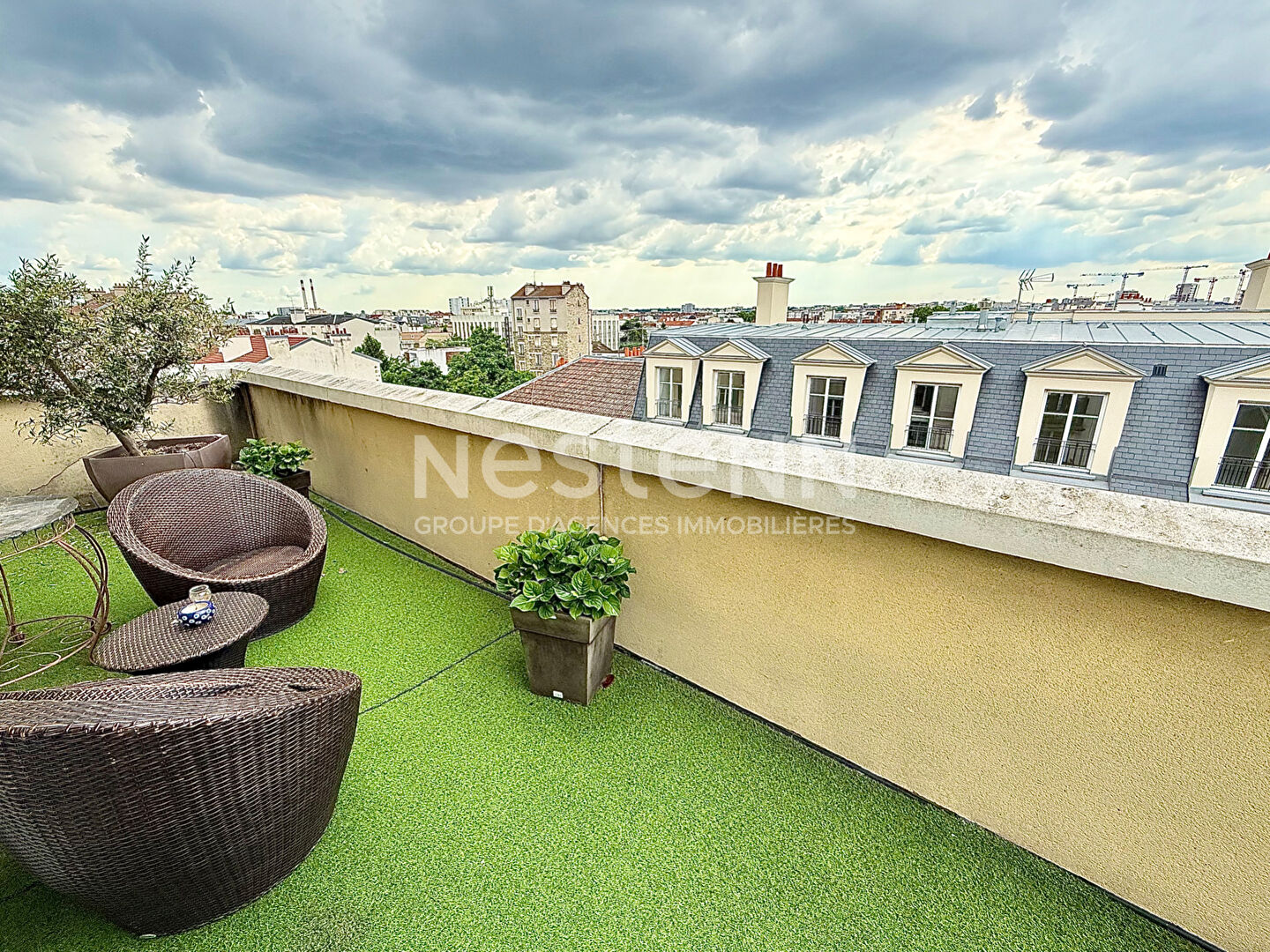 Une maison sur le toit de 125m2 avec vue dégagée et 5 terrasses