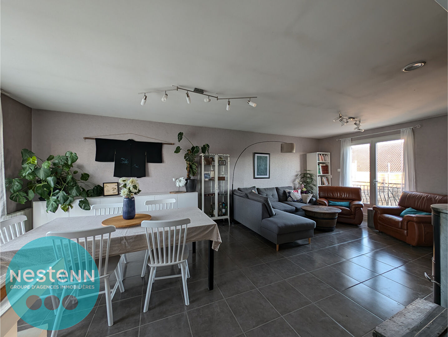 Belle maison de 140m² , 5 pièces, en zone résidentielle à Saran