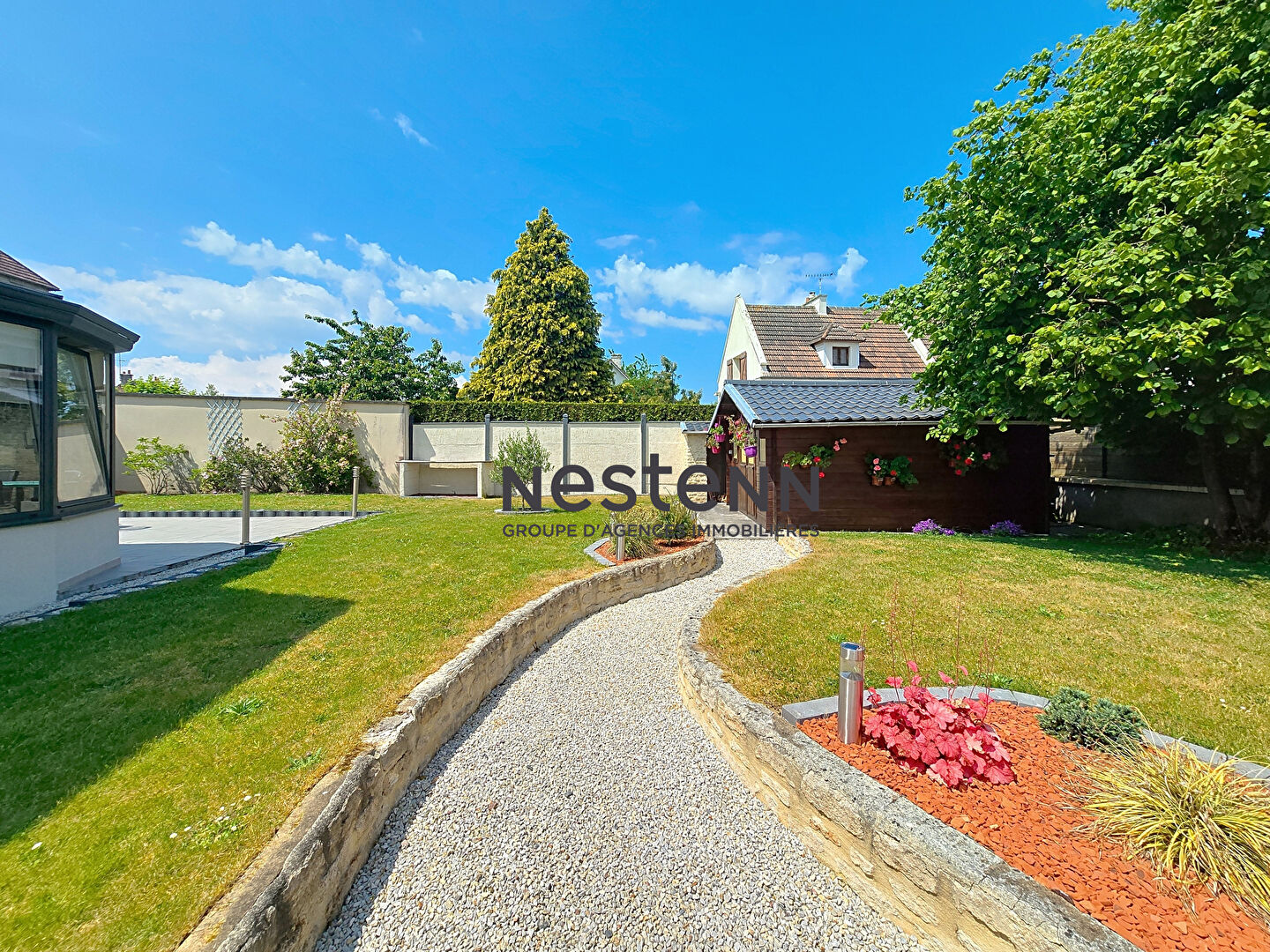 Immeuble 11 pièces 255 m² · à Saint Aubin D Arquenay · 255 m² · 710 000 €