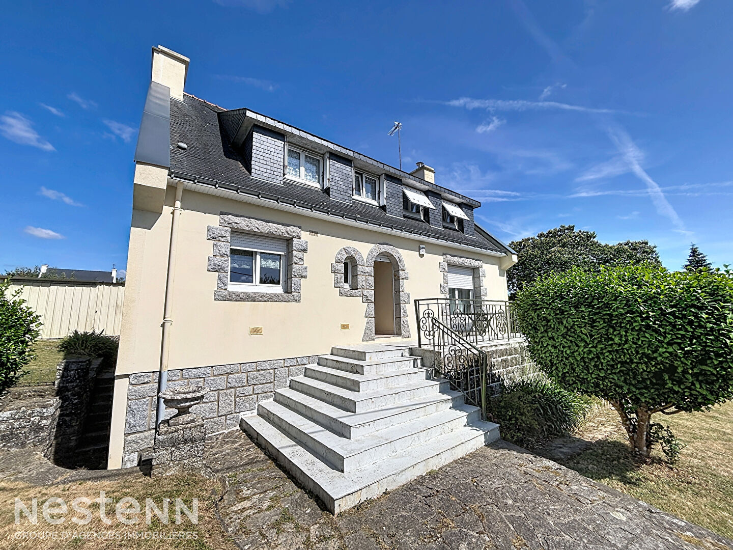 Maison 6 pièces 118 m² · à Arzano · 118 m² · 273 000 €