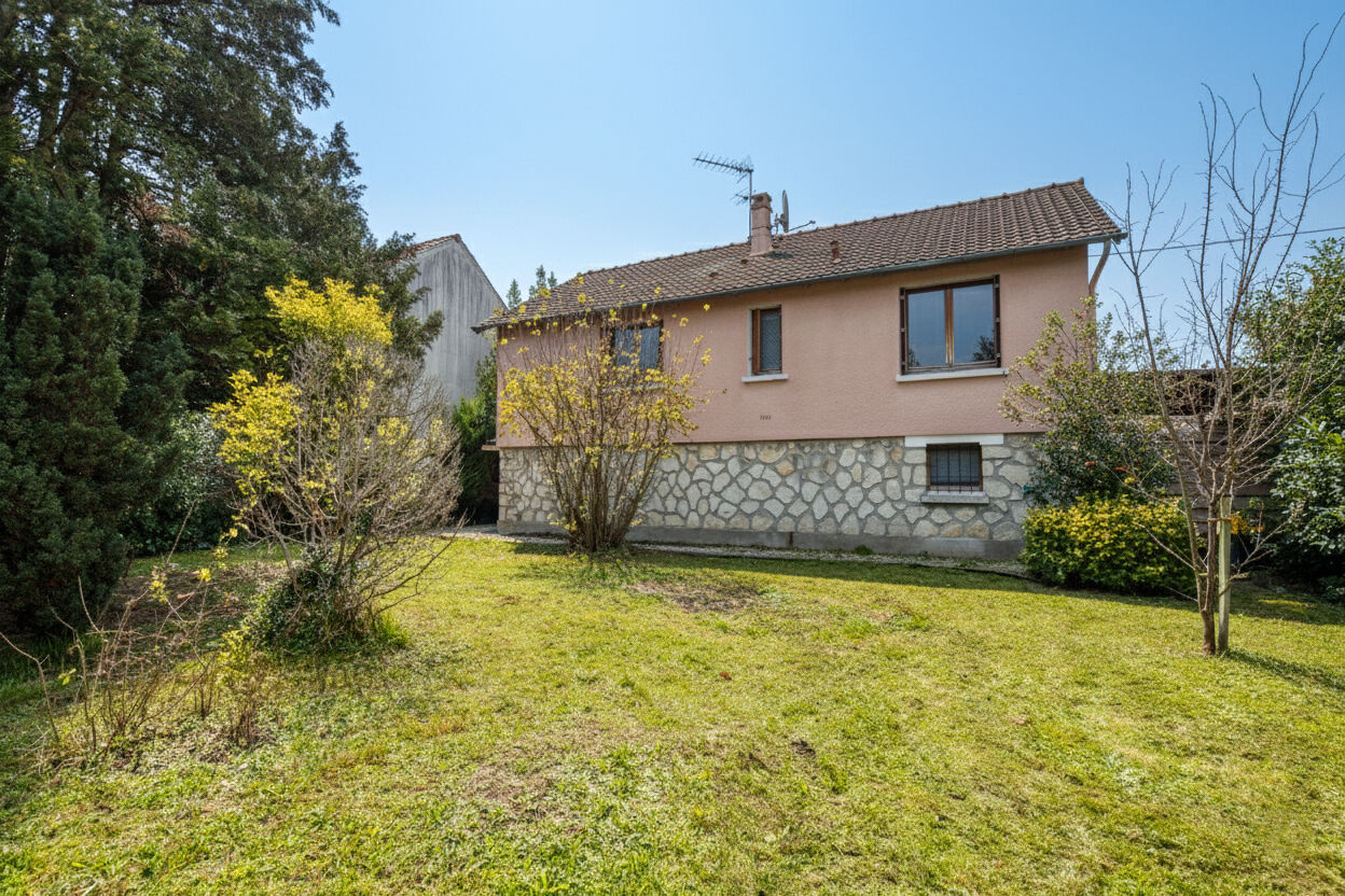 Maison à vendre à Roissy En Brie 63m²