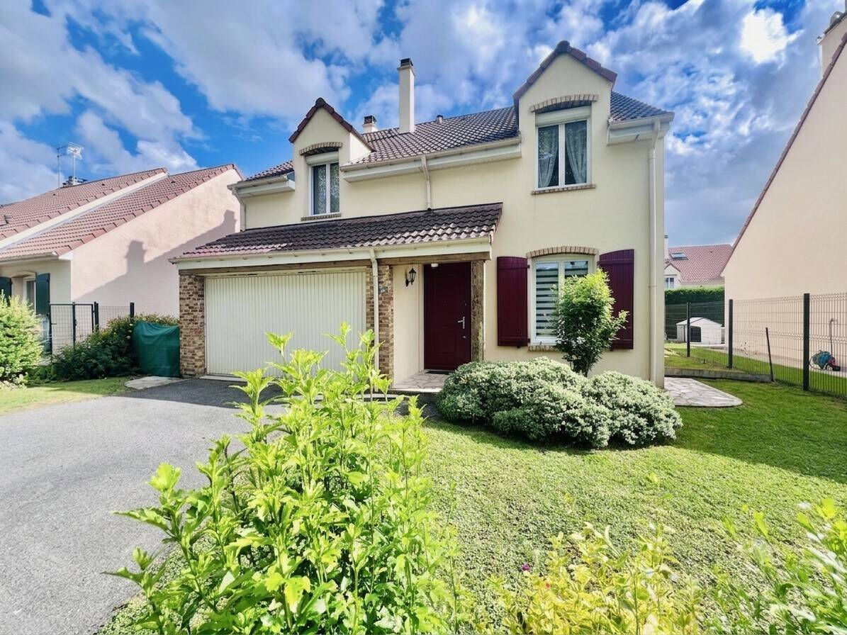 Maison 6 pièces 132 m² · à Ozoir la Ferriere · 132 m² · 469 000 €
