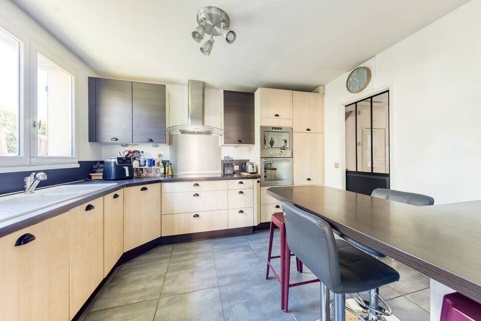 Maison Ozoir La Ferriere 8 pièce(s)