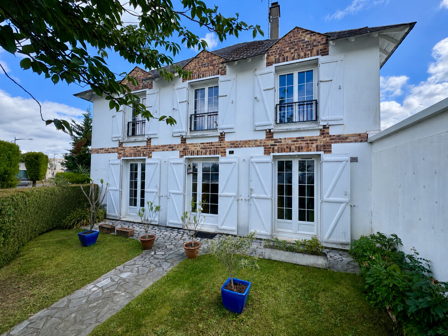 Maison 7 pièces 153 m² · à Ozoir la Ferriere · 153 m² · 369 000 €