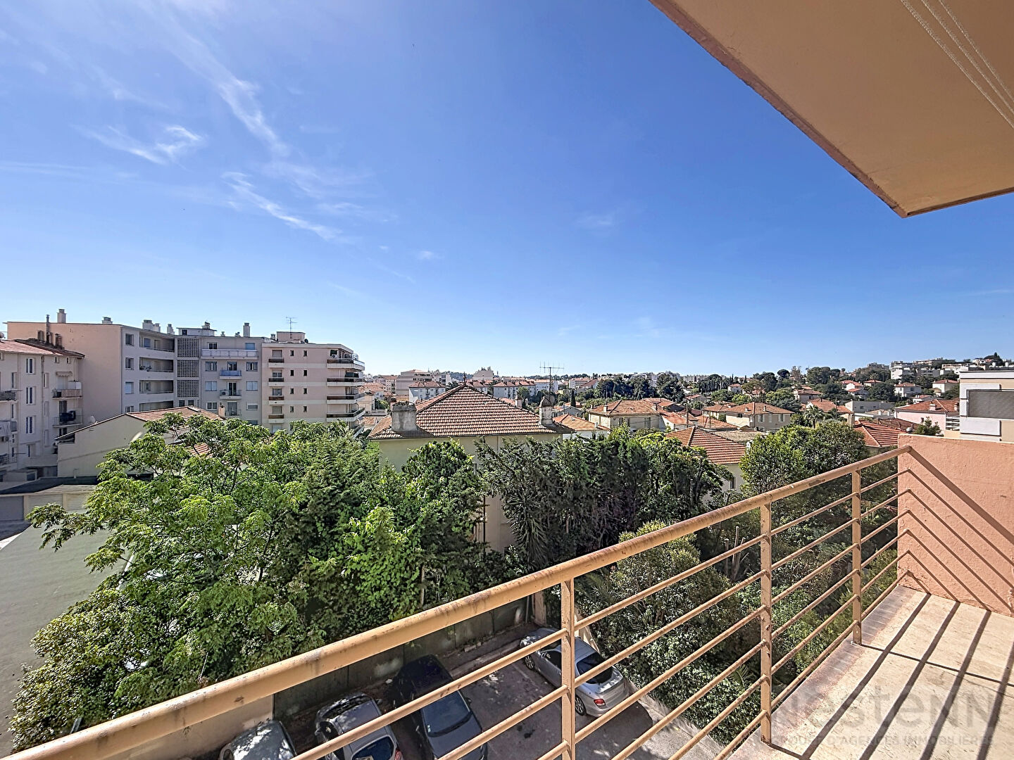 Appartement 3 pièces 63 m² · à Antibes · 63 m² · 220 000 €