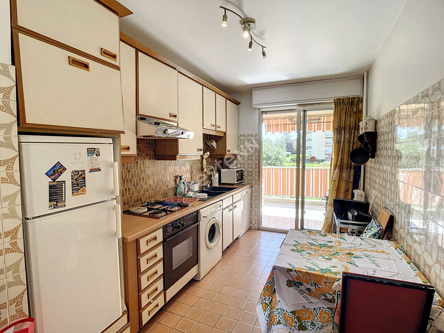 Sous offre - Antibes - 2 pièces - 59m²-Fournel Badine
