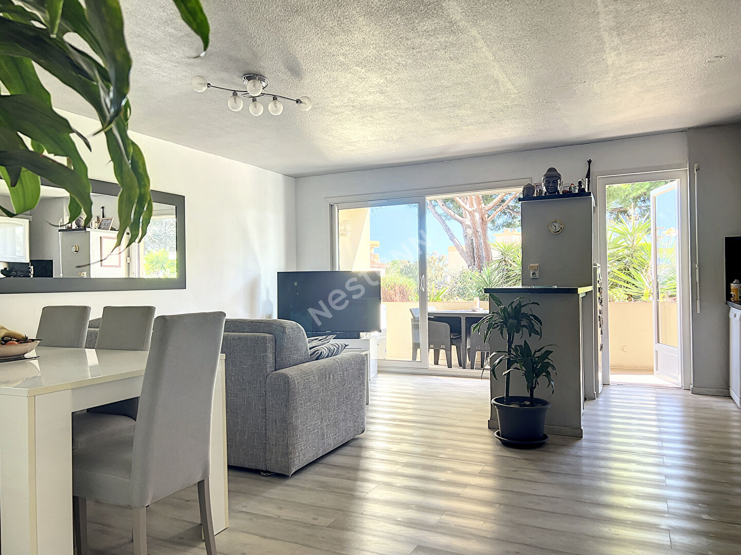 À VENDRE Antibes 3 pièce(s) 60.61 m² Quartier La Fontonne