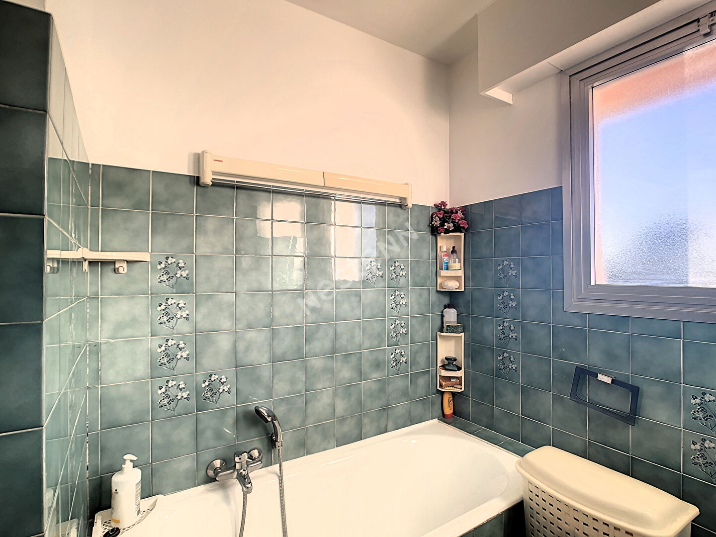 Antibes-  vue mer -dernier  étage