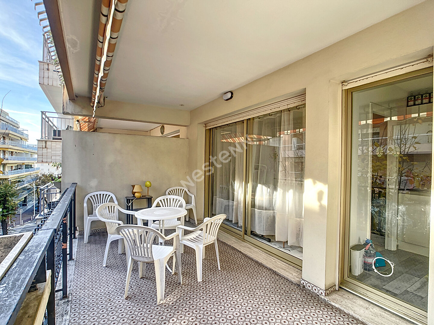 studio- Juan-les-Pins- 1 pièce(s) 30 m2+terrasse