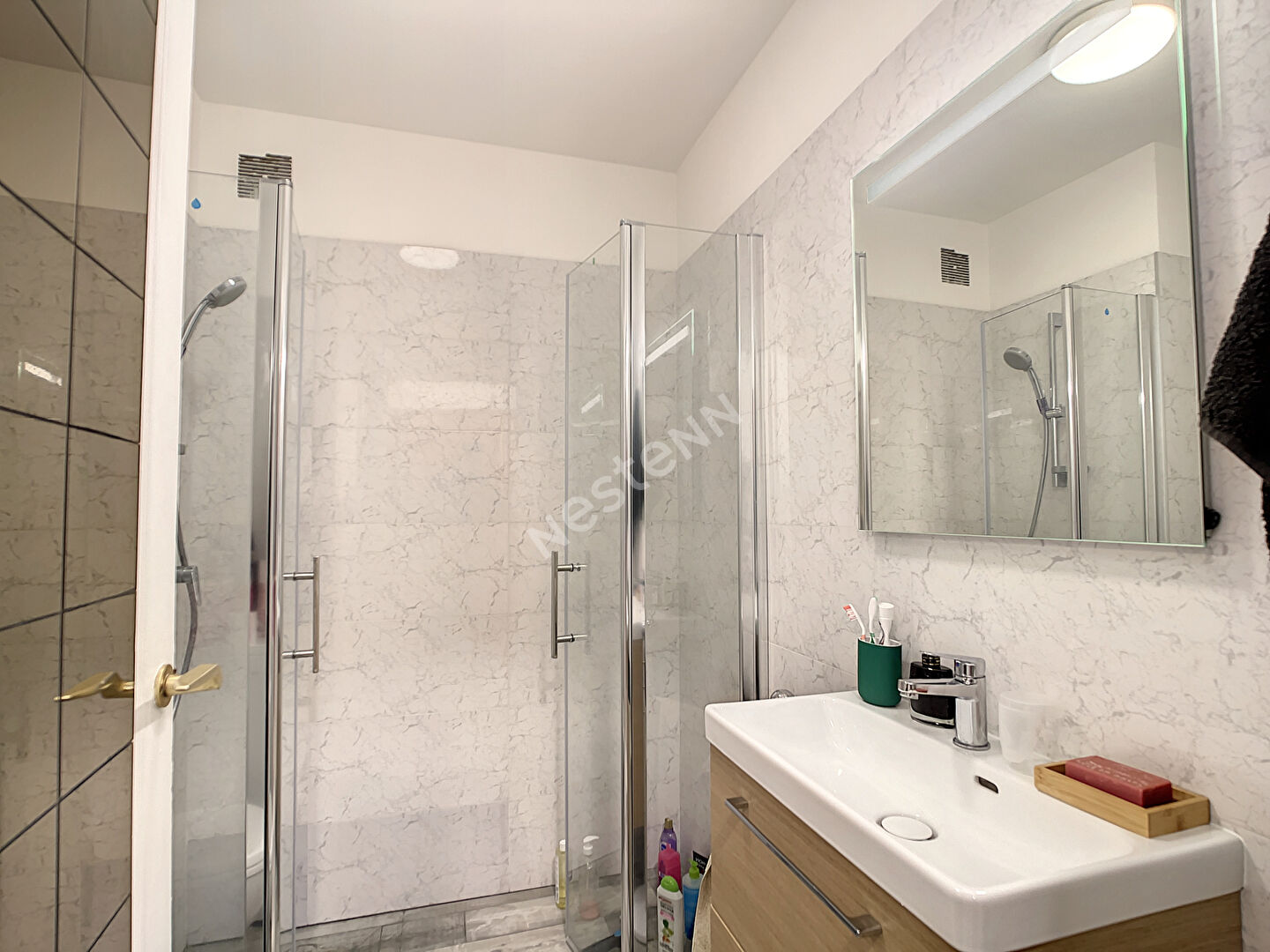 studio- Juan-les-Pins- 1 pièce(s) 30 m2+terrasse