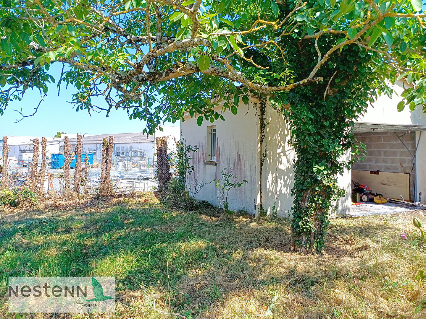 Belle parcelle constructible à Sémussac de 738 m², non viabilisée. · à Semussac · 106 000 €