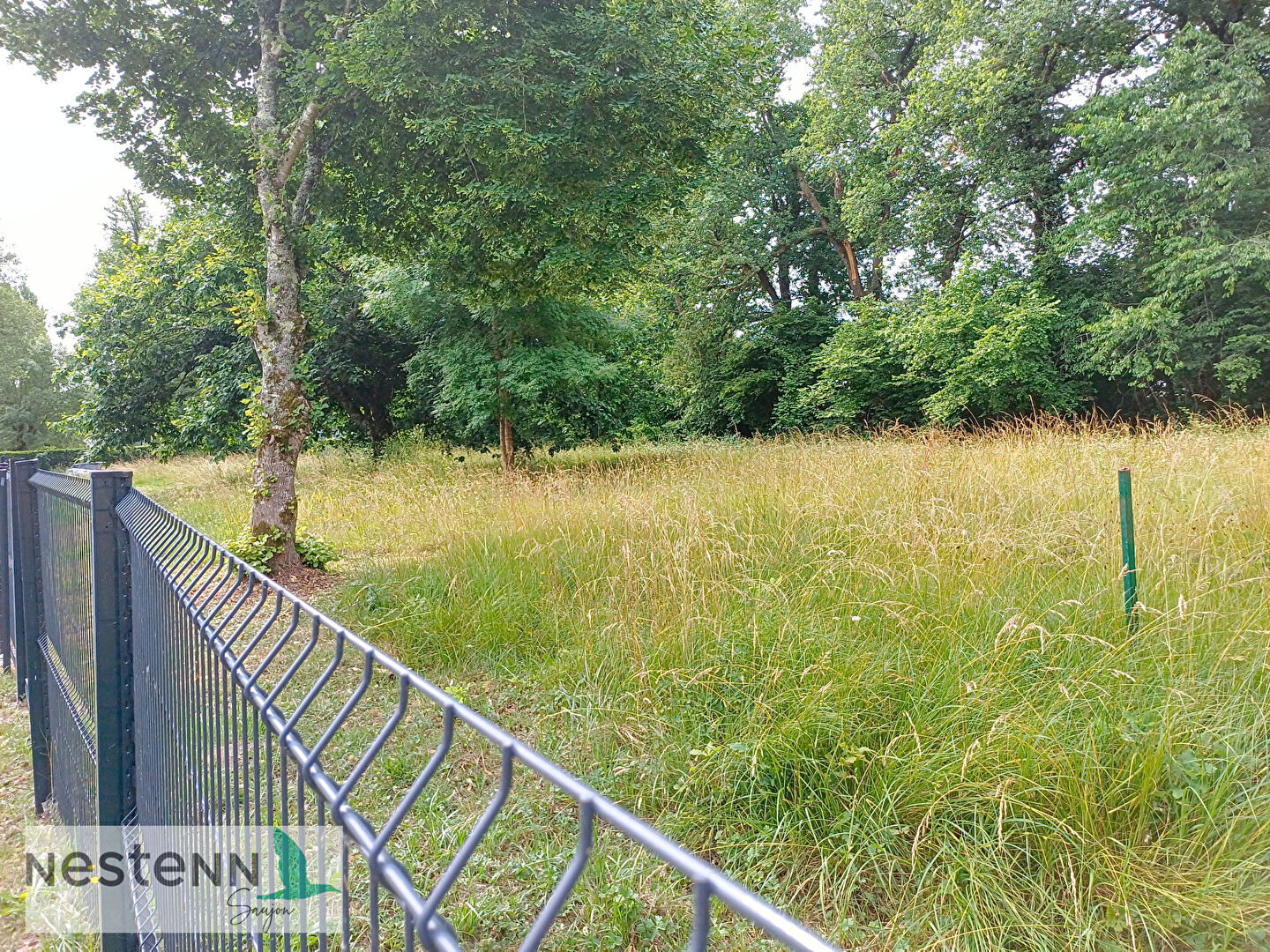 Terrain 2050 m2 · à Medis · 191 700 €