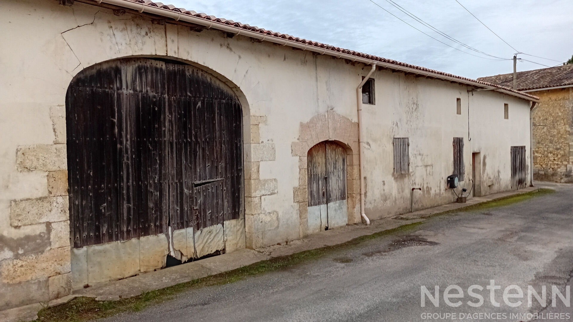 Ensemble Maison et Gite à vendre entre Pons et Gemozac en Charente Maritime