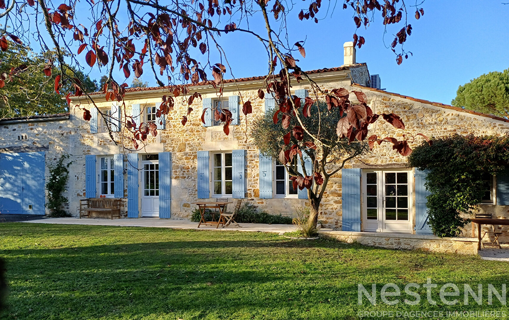 Maison 7 pièces 202 m² · à Corme-Royal · 202 m² · 520 000 €