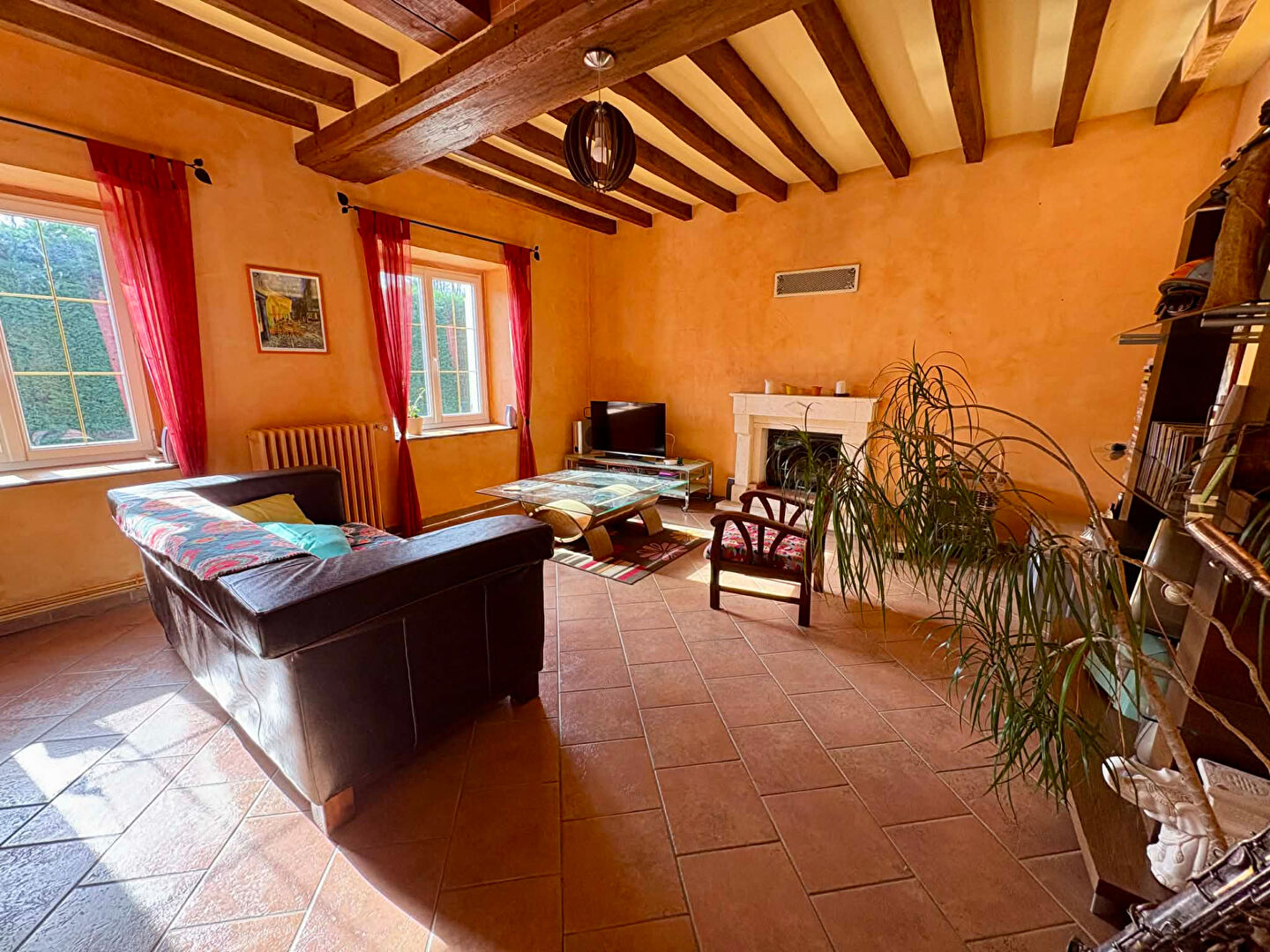 Maison 9 pièces 228 m² · à Verrieres en Anjou · 228 m² · 379 500 €