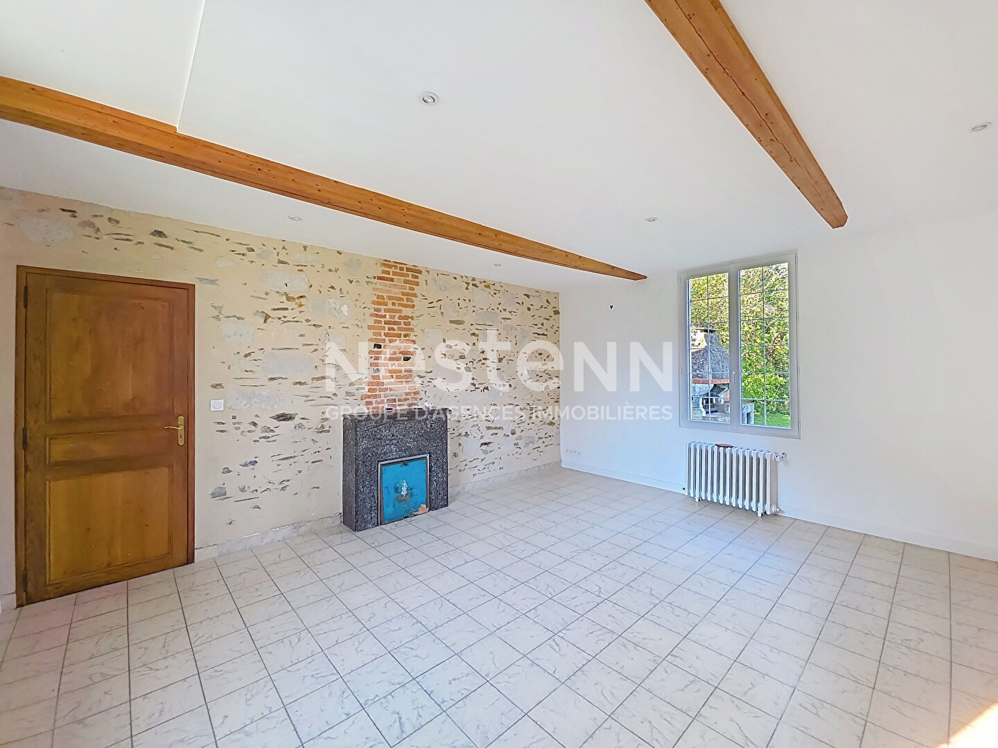 Maison 8 pièces 210 m² · à Verrieres en Anjou · 210 m² · 358 100 €