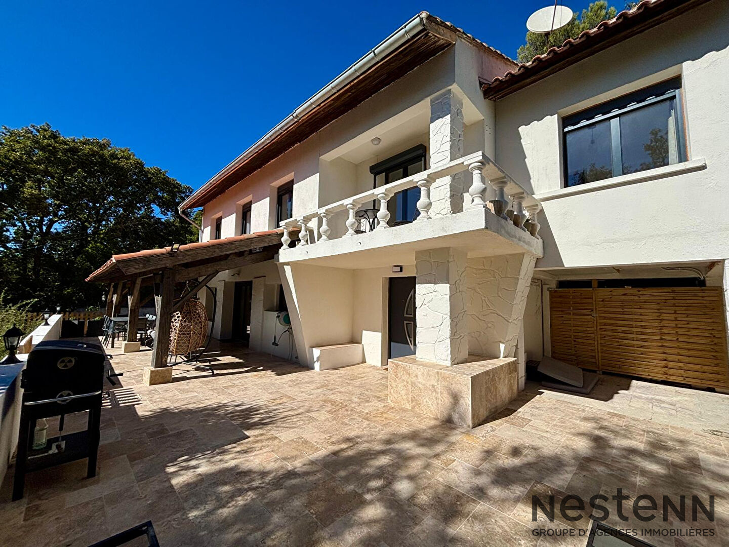 Maison 6 pièces 140 m² · à Belcodene · 140 m² · 549 900 €