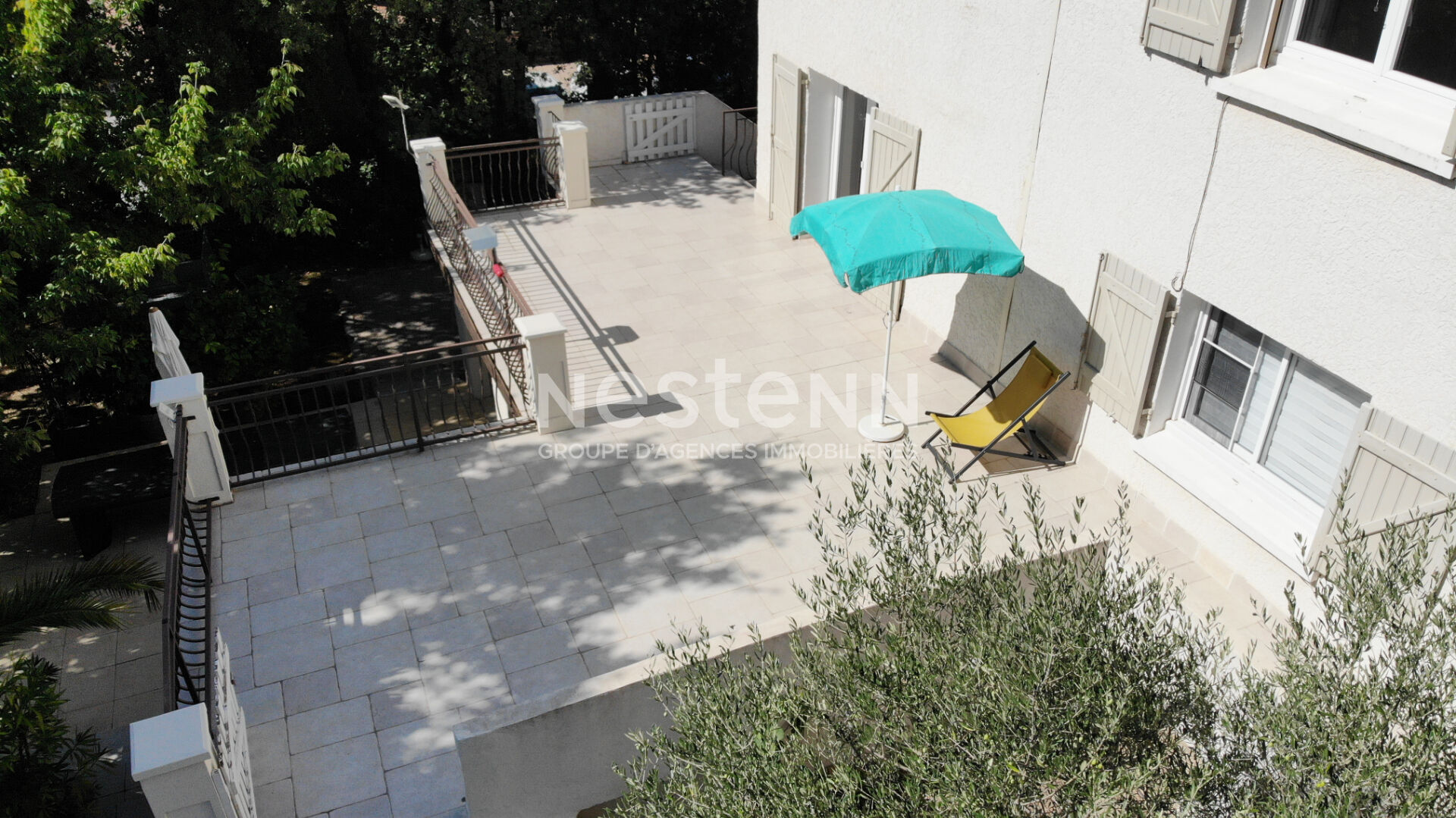 Villa T6 213 m2 avec piscine, pool house, grands volumes et sous-sol de 150 m² à Pourrières