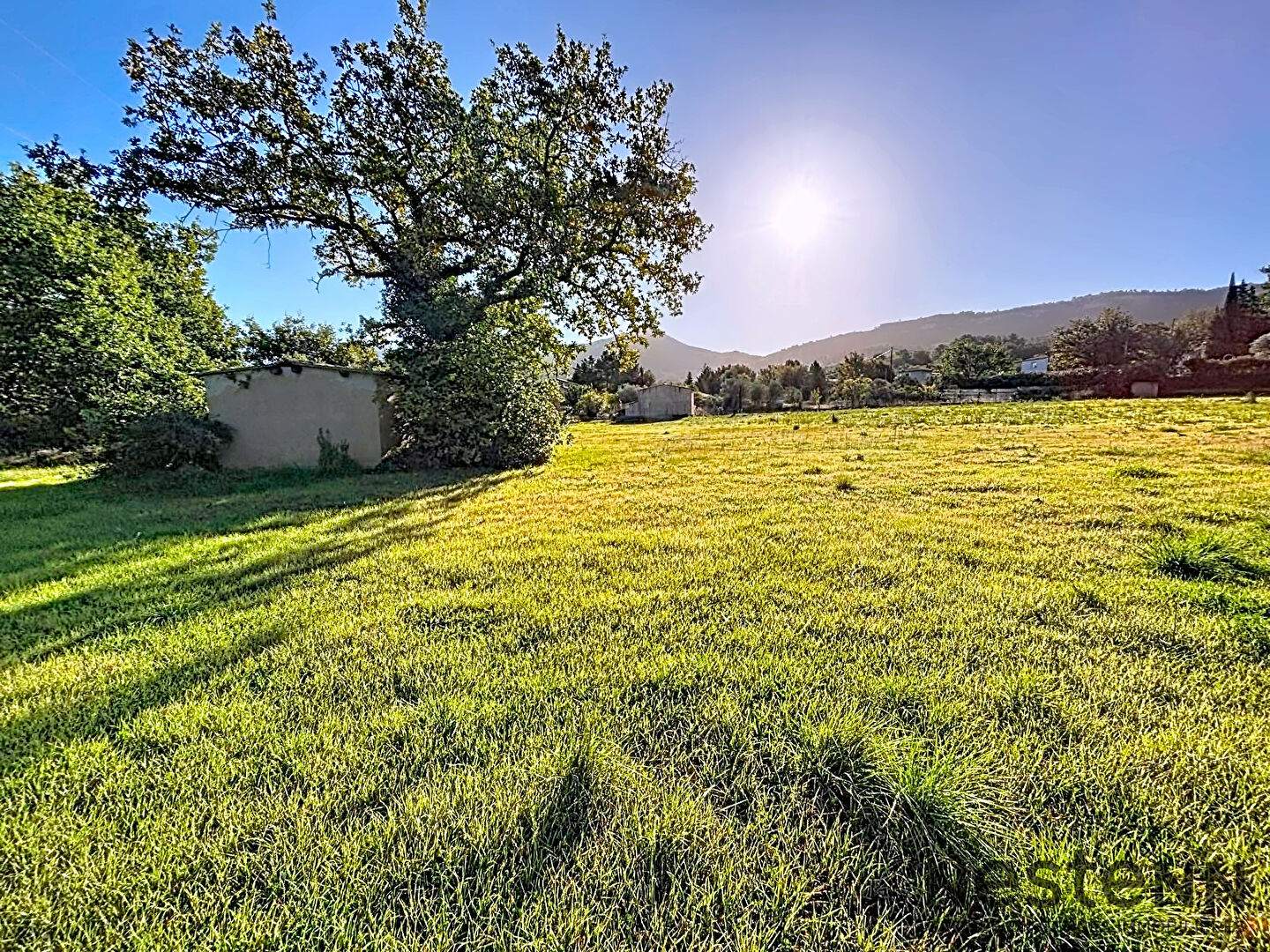 Terrain à vendre à TRETS - Vue sur Mont Aurelien · 219 000 €