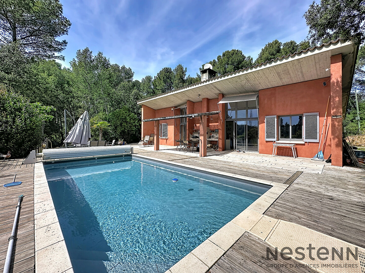 Maison 4 pièces 153 m² · à Trets · 153 m² · 699 000 €