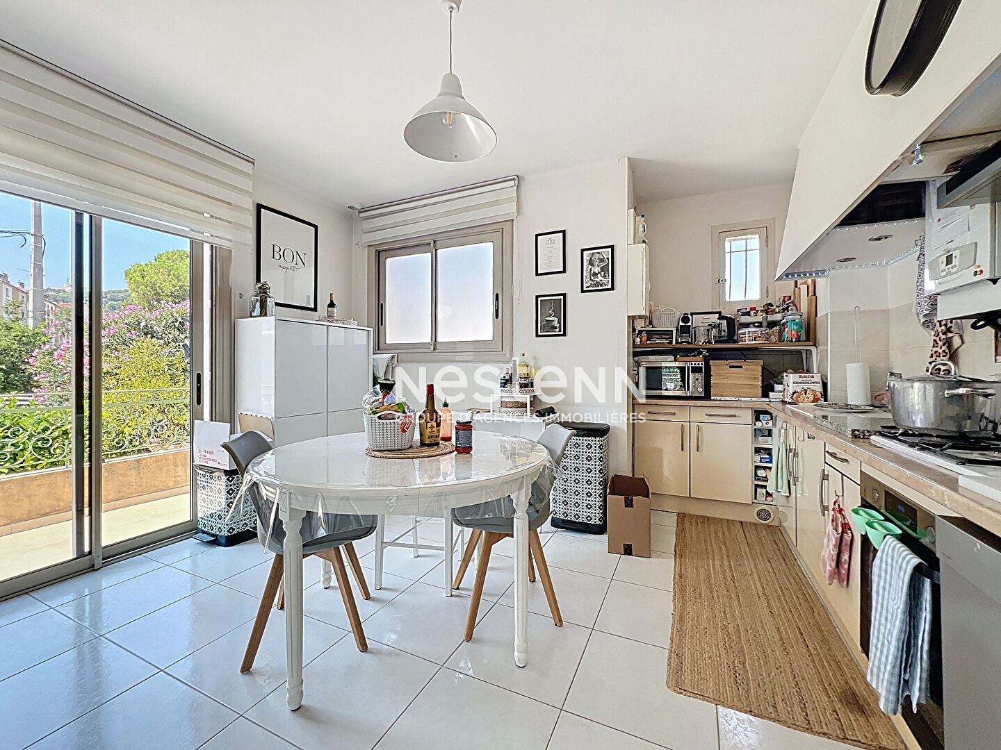 Maison 9 pièces 230 m² · à Vallauris · 230 m² · 839 000 €