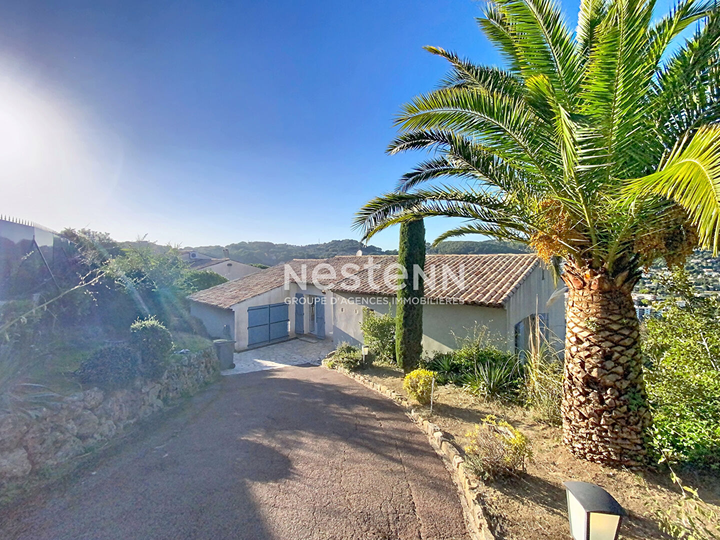 Super Cannes - Maison 219 m² - 5 Chambres - Terrain 2820 m² - Piscine -  Garage - Calme