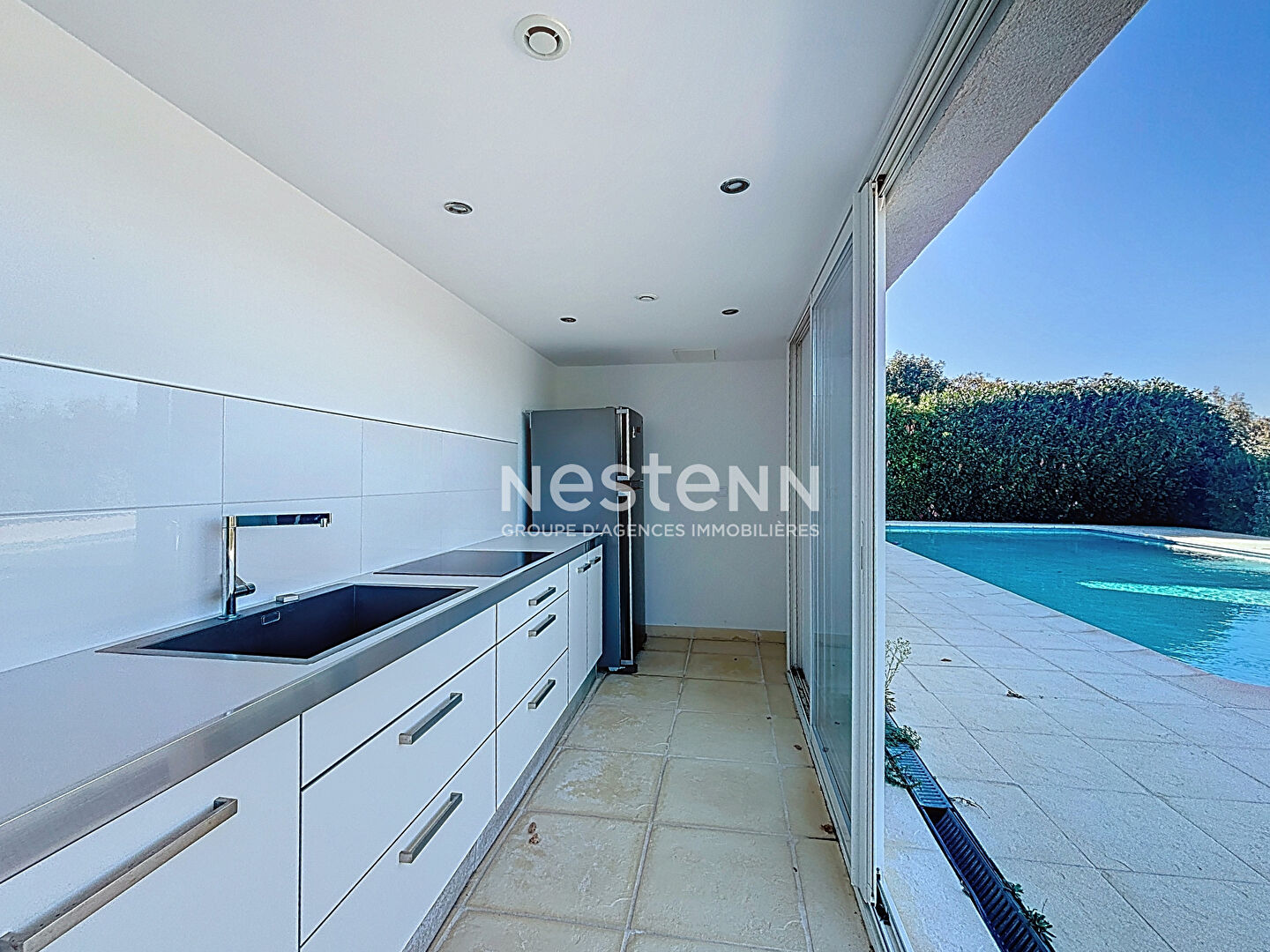 Super Cannes - Maison 219 m² - 5 Chambres - Terrain 2820 m² - Piscine -  Garage - Calme