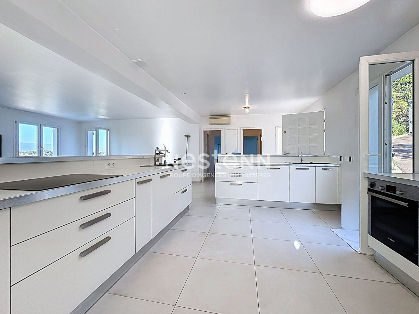 Super Cannes - Maison 219 m² - 5 Chambres - Terrain 2820 m² - Piscine -  Garage - Calme
