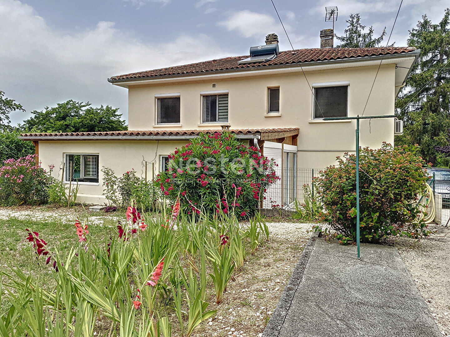 A VENDRE Maison avec 4 chambres sur la commune de Villeneuve Sur Lot ...